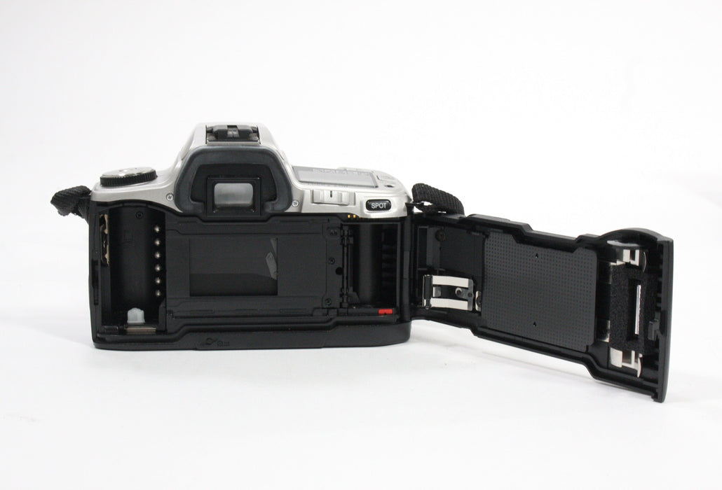 Minolta Maxxum HTsi Plus 35mm SLR Camera