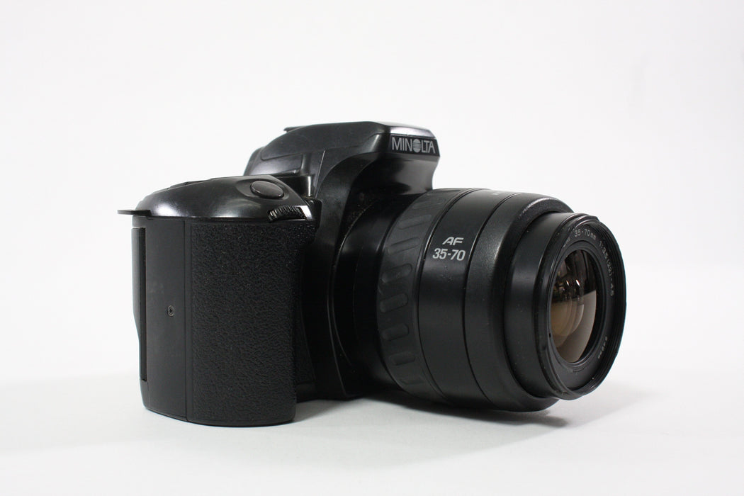 Minolta Maxxum HTsi with 35-70mm f/3.5-4.5 Lens