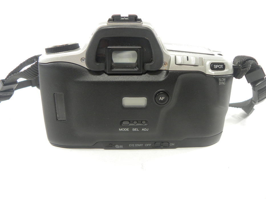 Minolta Maxxum XTsi 35mm SLR w/Maxxum AF 28-80mm f3.5-5.6