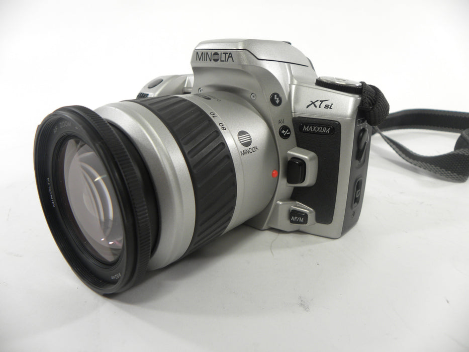 Minolta Maxxum XTsi 35mm SLR w/Maxxum AF 28-80mm f3.5-5.6