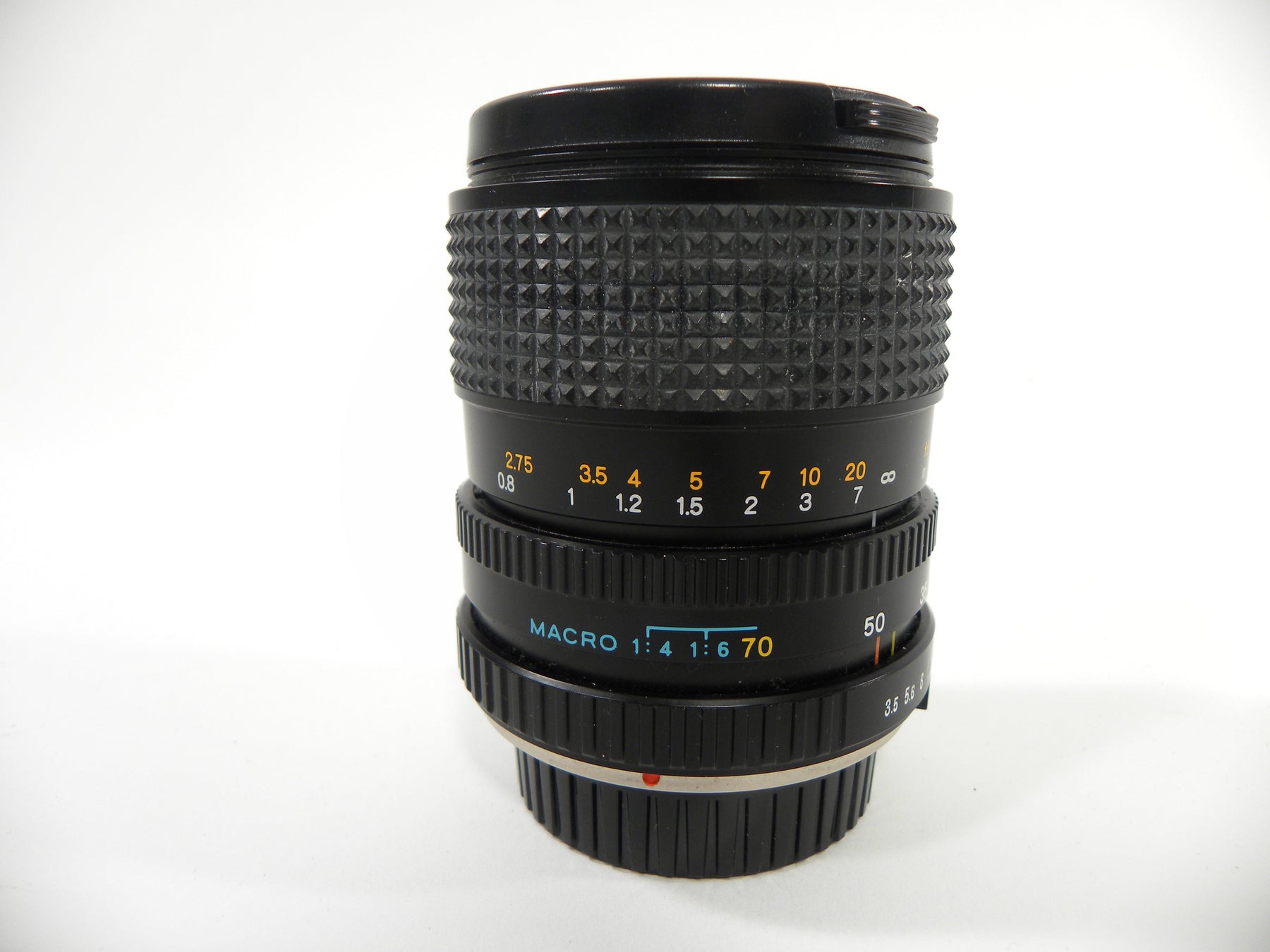 Minolta MD 28-70mm f3.5-4.8 Zoom lens