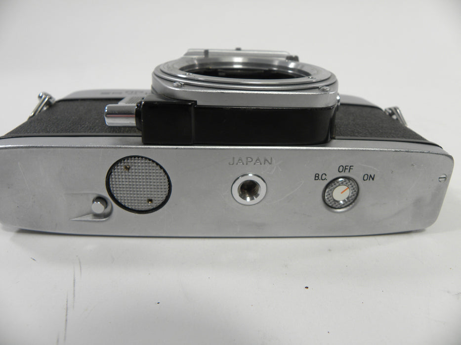 Minolta SRT 101 35mm SLR Camera Body Only AS IS   NO RETURNS!!