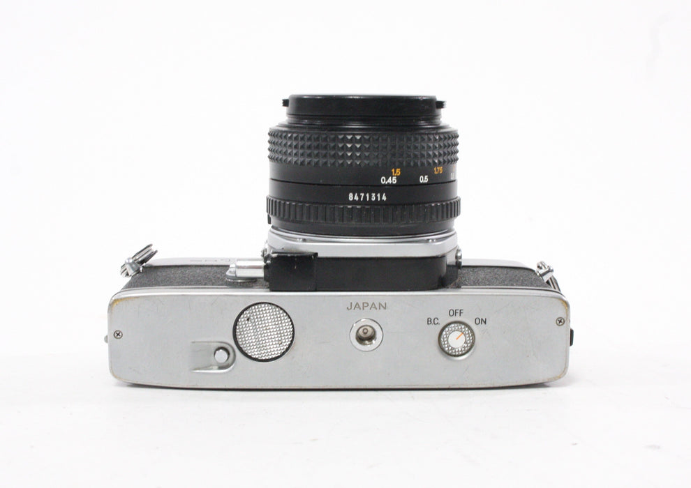 Minolta SRT 101 35mm SLR Camera with 50mm f/1.7 Lens