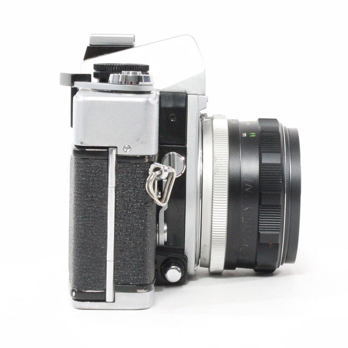 Minolta SRT 101 with 55mm f/1.7 lens