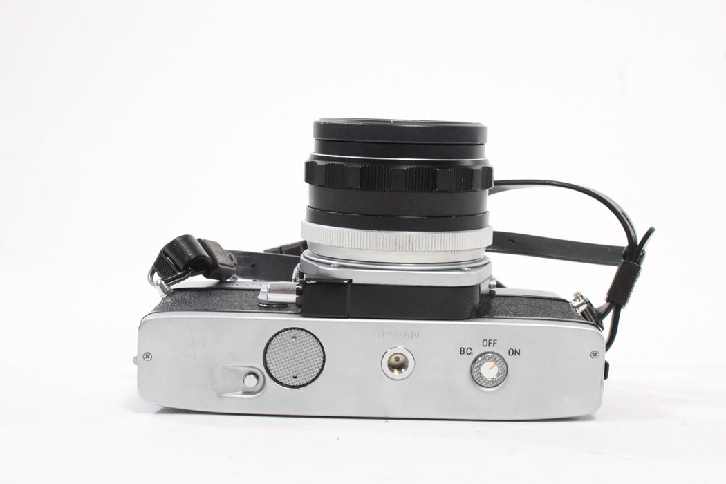 Minolta SRT 101 with 55mm f/1.7 Lens
