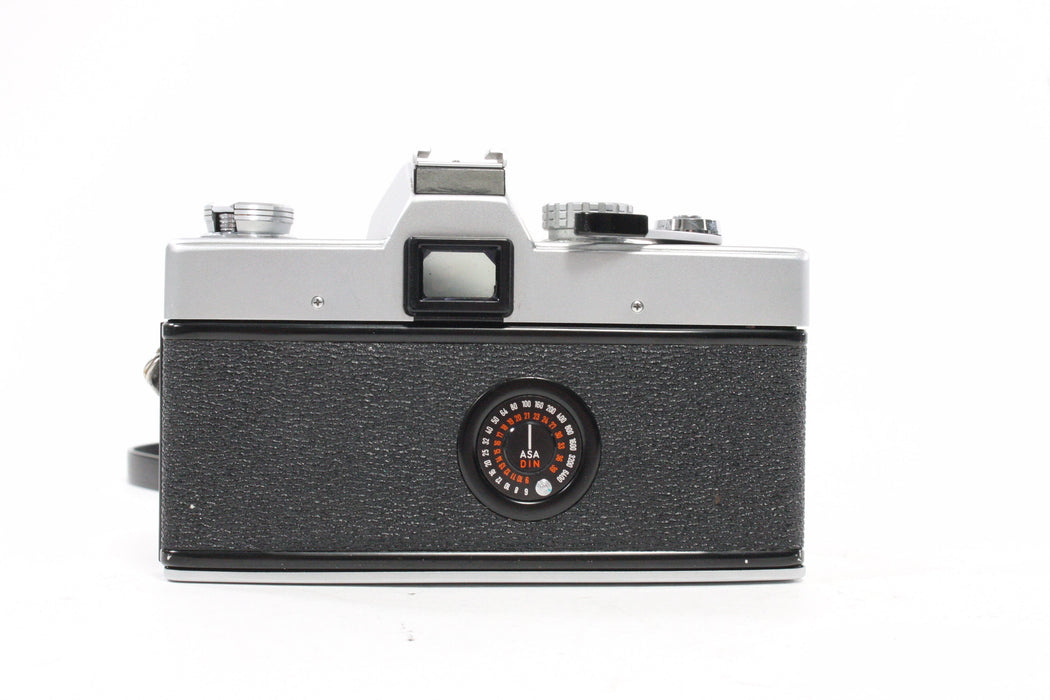 Minolta SRT 101 with 55mm f/1.7 Lens