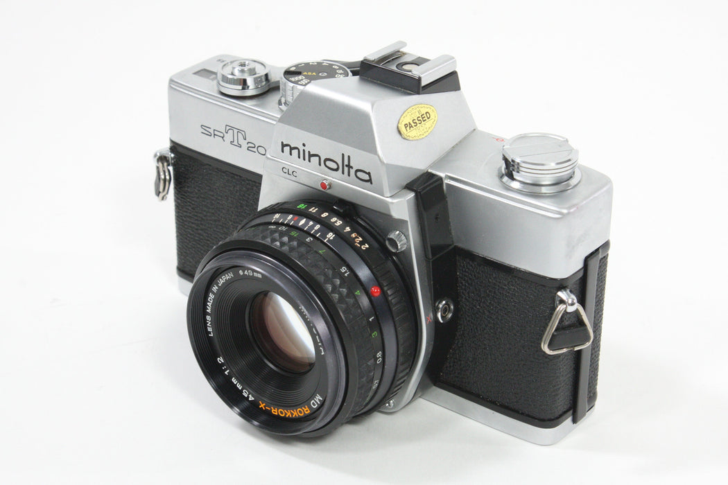 Minolta SRT-200 with 45mm f/2 Lens