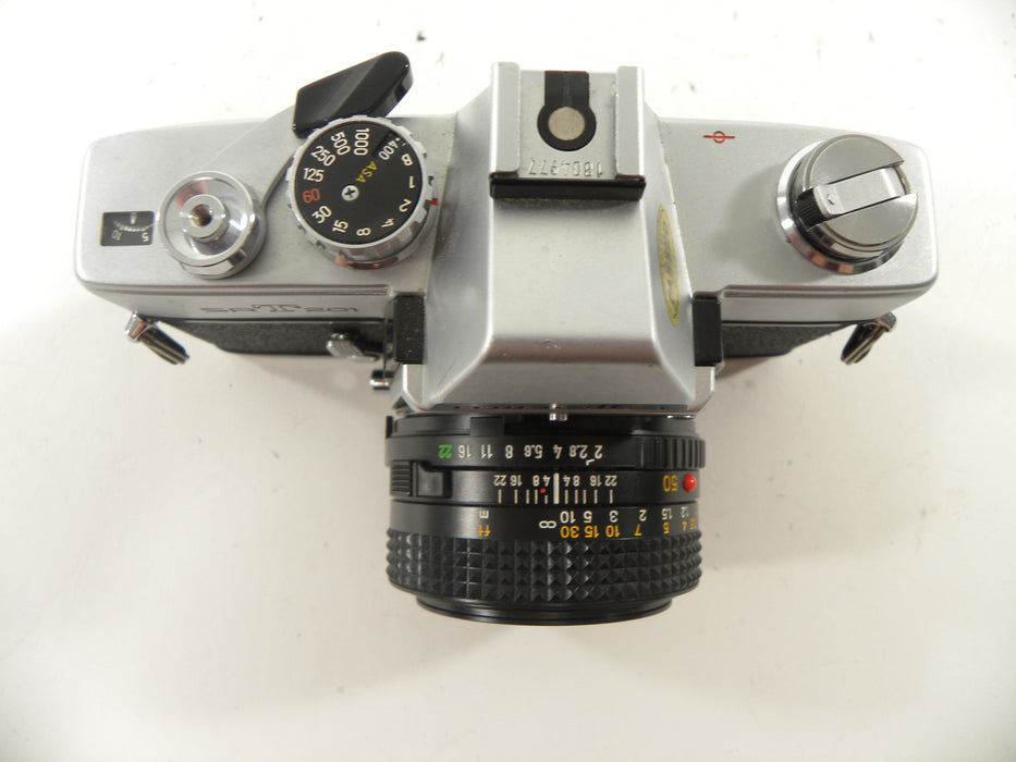 Minolta SRT 201 35mm SLR w/MD 50mm f2