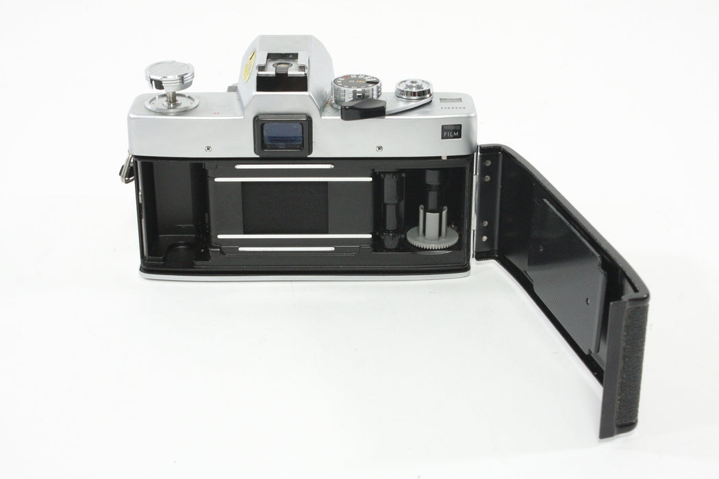 Minolta SRT-202 with 50mm F1.7 Lens