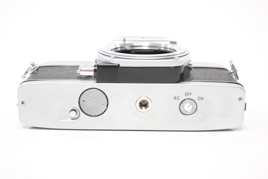 Minolta SRT101 35mm SLR Camera with 58mm f/1.4 MC Rokkor-PF Lens for MD Mount