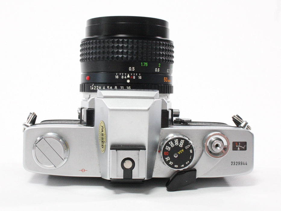 Minolta SRT202 SLR Camera w 50mm f/1.4 Rokkor-X Lens and Minolta ElectroFlash 280
