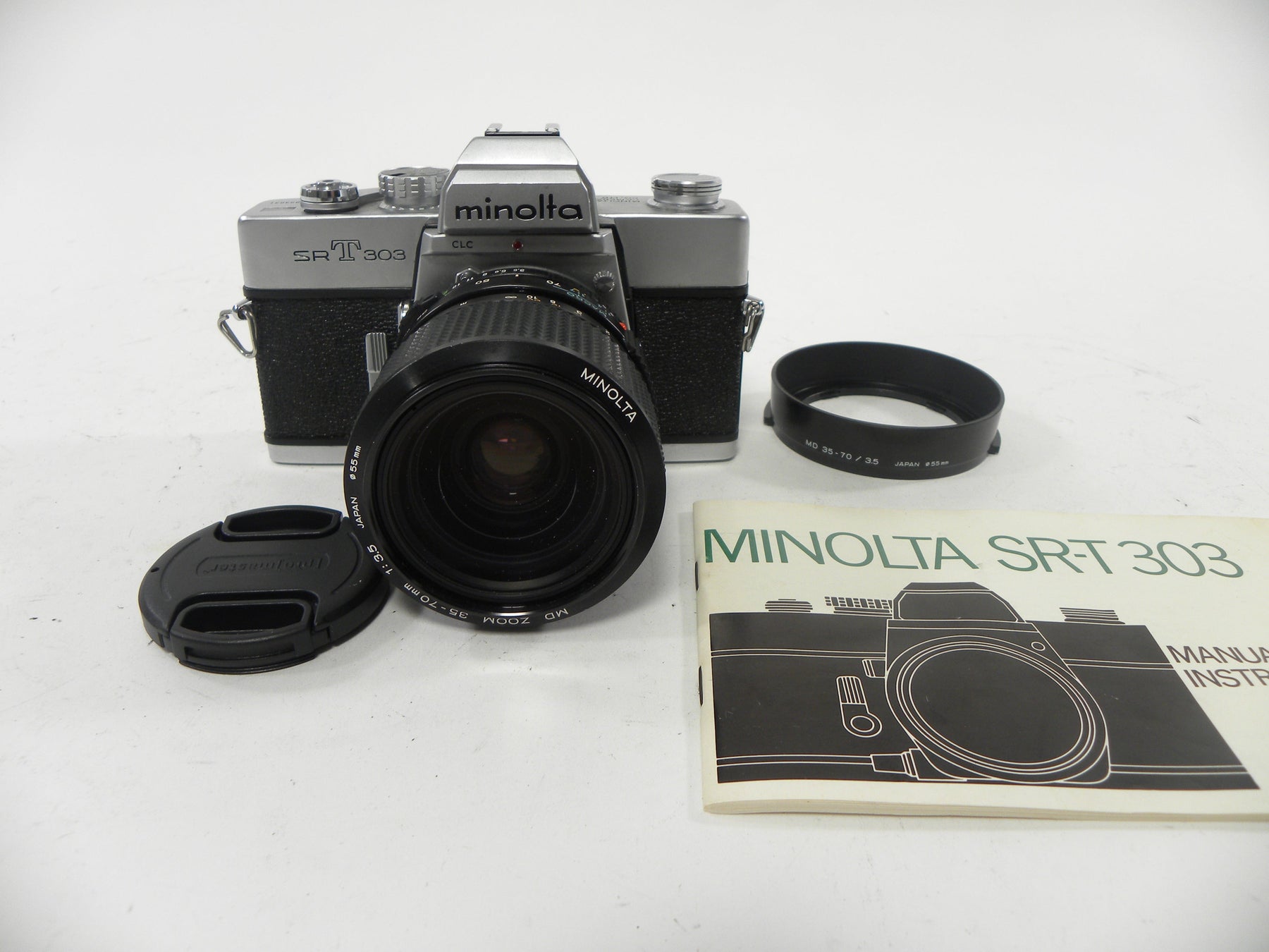 Minolta SRT303 35mm SLR w/MD Zoom 35-70mm f3.5