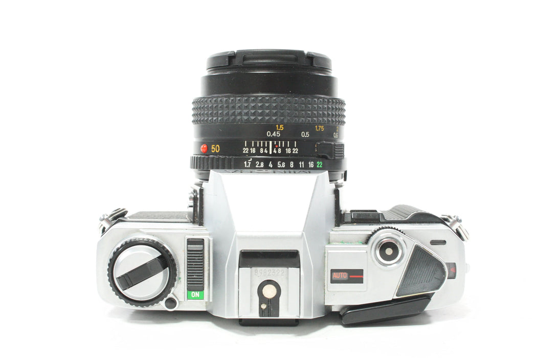 Minolta X-370 35mm SLR Camera with 50mm f/1.7 Lens
