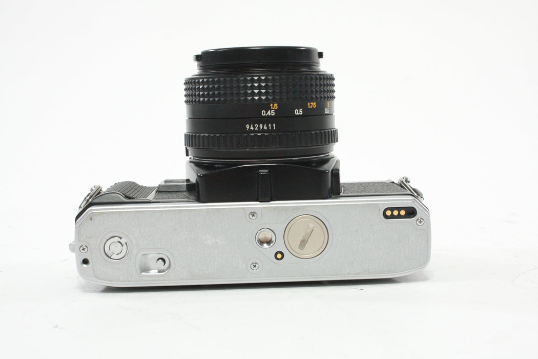 Minolta X-370 35mm SLR Camera with 50mm f/1.7 MD Lens