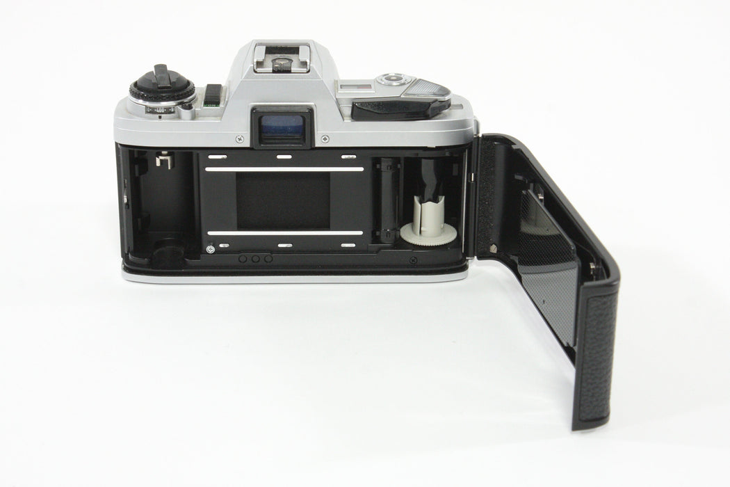 Minolta X-370 w/50mm F2