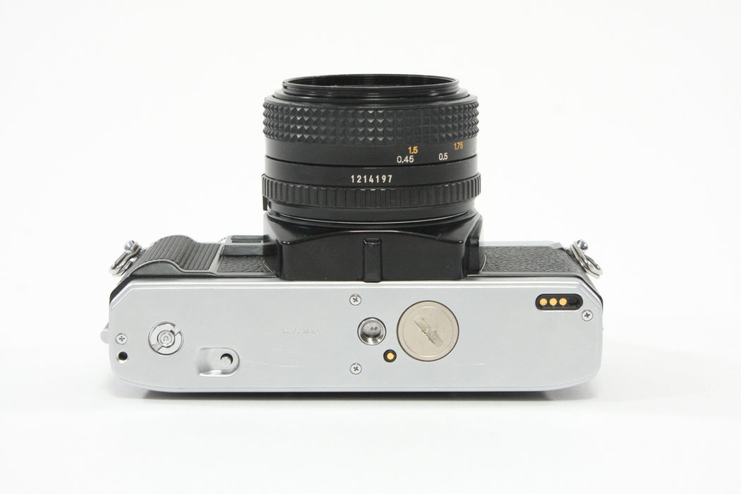 Minolta X-370 w/50mm F2