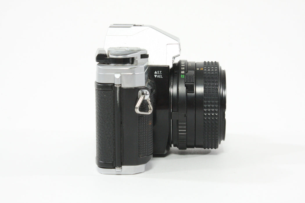 Minolta X-370 w/50mm F2