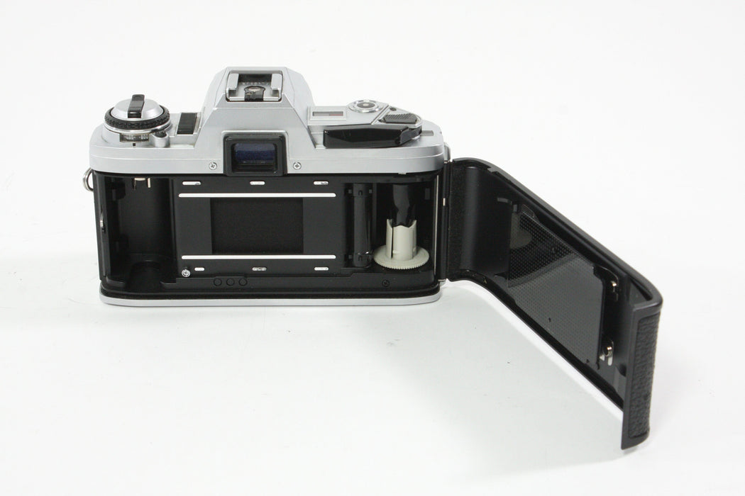 Minolta X-370 w/50mm F2 Lens