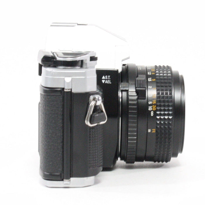 Minolta X-370 with 50mm f/1.7 lens