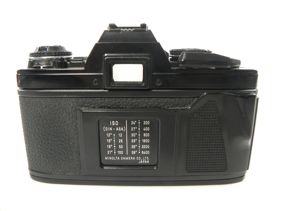 Minolta X-570 35mm SLR w/ MD 50mm f1.7