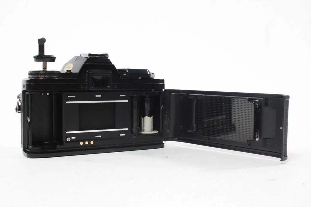 Minolta X-700 35mm SLR Camera Body