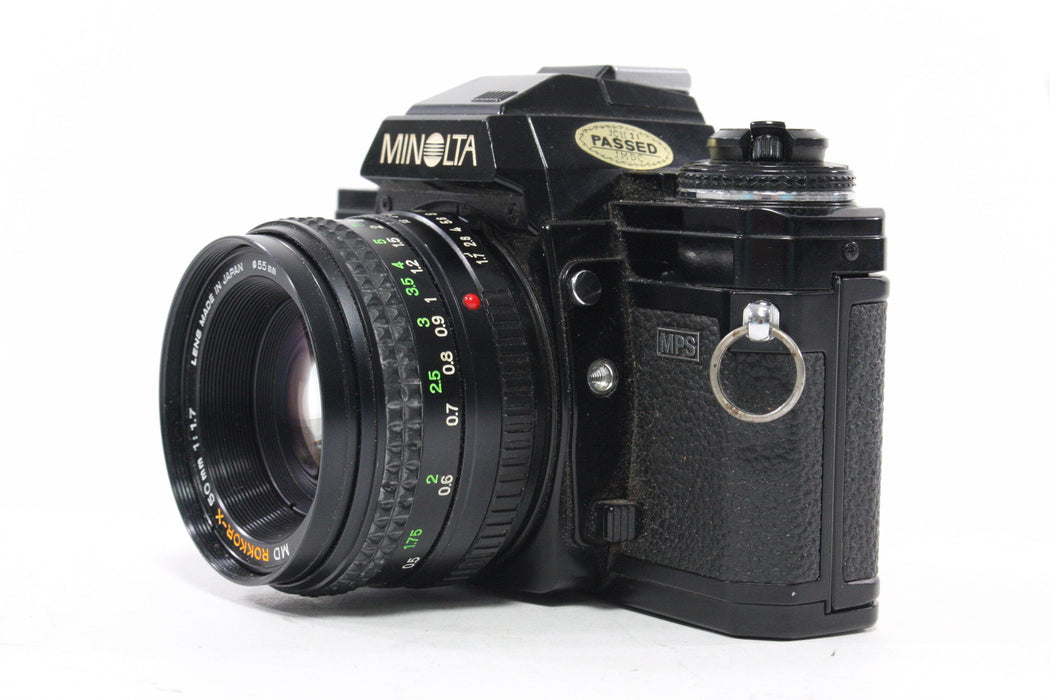 Minolta X-700 35mm SLR Camera with 50mm f/1.7 Lens