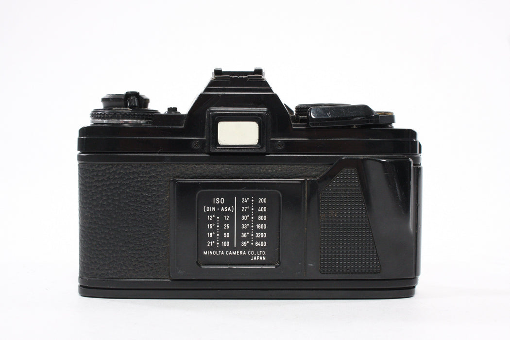 Minolta X-700 35mm SLR Camera with 50mm f/1.7 Lens