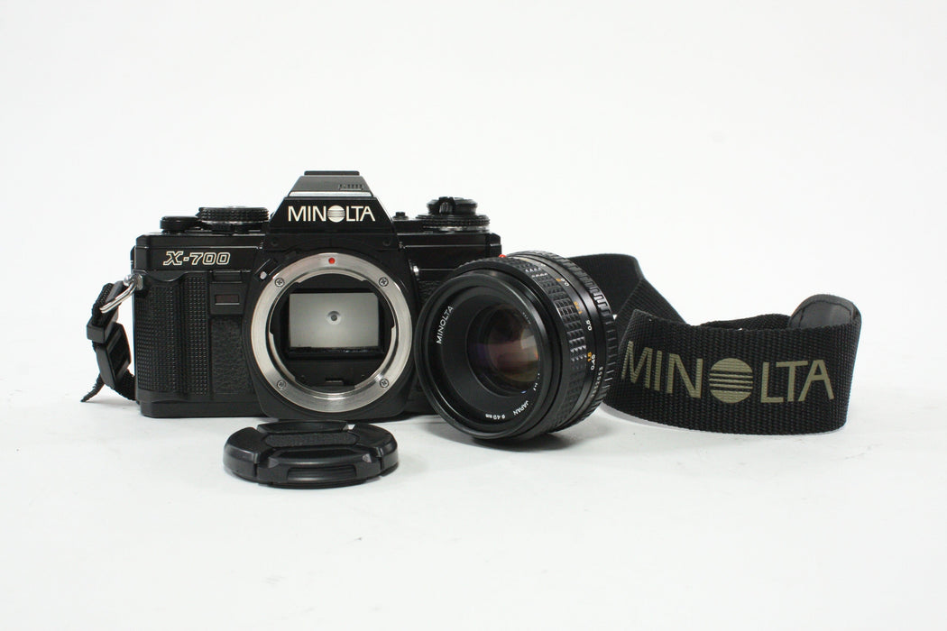 Minolta X-700 35mm SLR Camera with 50mm f/1.7 MD Lens