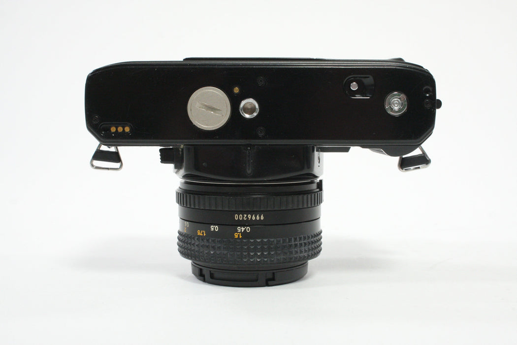 Minolta X-700 35mm SLR Camera with 50mm f/1.7 MD Mount