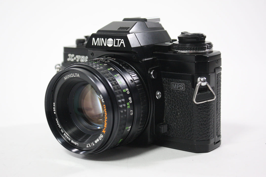 Minolta X-700 35mm SLR Camera with Minolta 50mm f/1.7 MD ROKKOR-X Lens