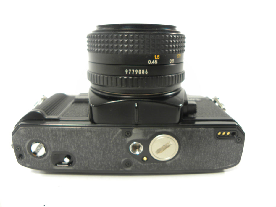Minolta X-700 35mm SLR w/MD 50mm f1.7