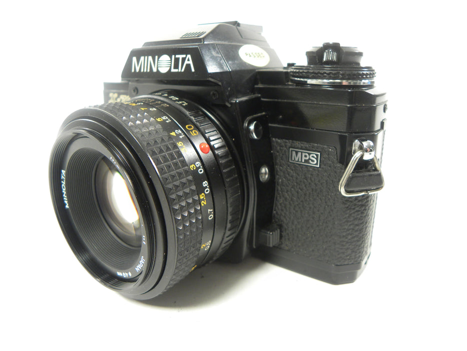 Minolta X-700 35mm SLR w/MD 50mm f1.7