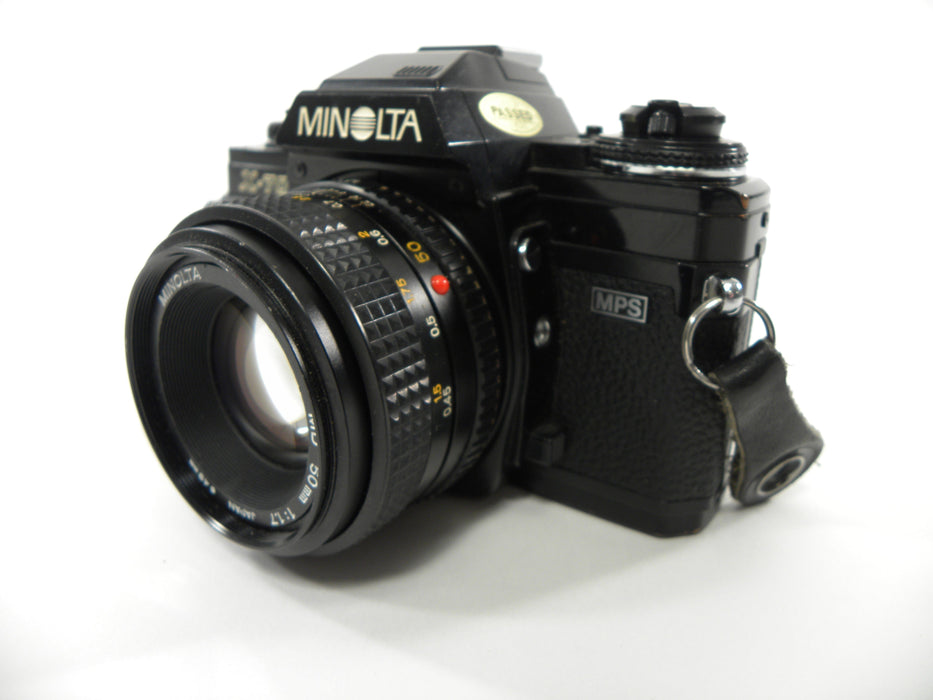Minolta X-700 35mm SLR w/MD 50mm f1.7