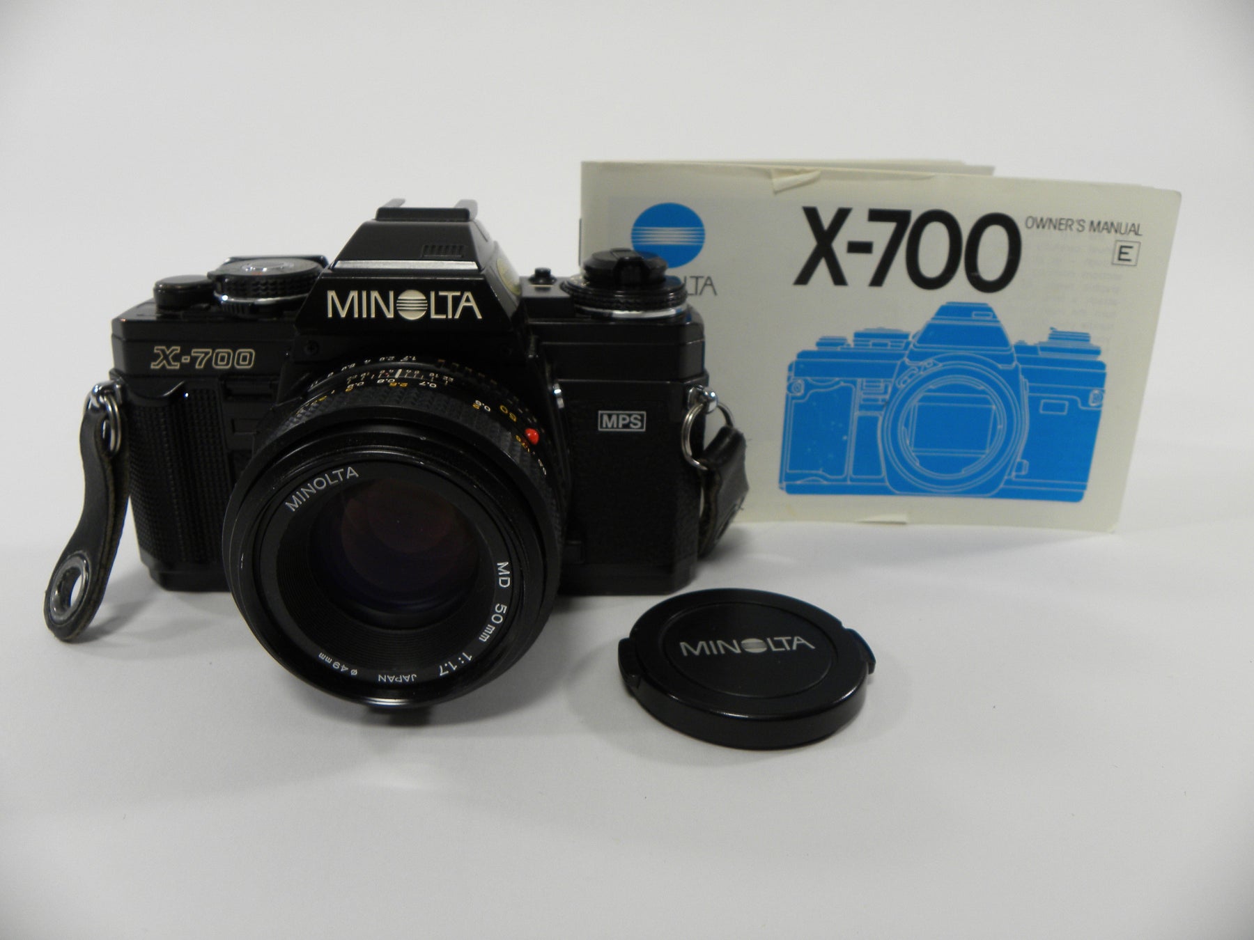 Minolta X-700 35mm SLR w/MD 50mm f1.7