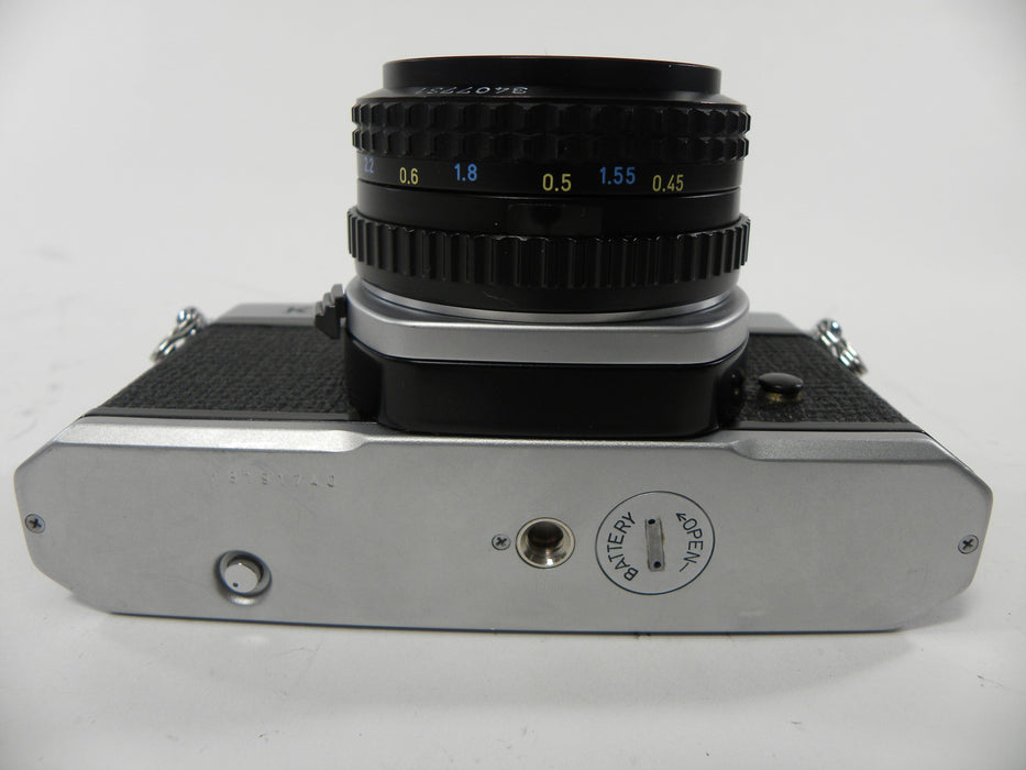 Minolta X-700 35mm SLR w/MD 50mm f2