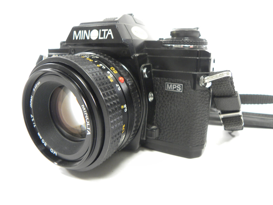 Minolta X-700 35mm SLR w/MD 50mmf1.7