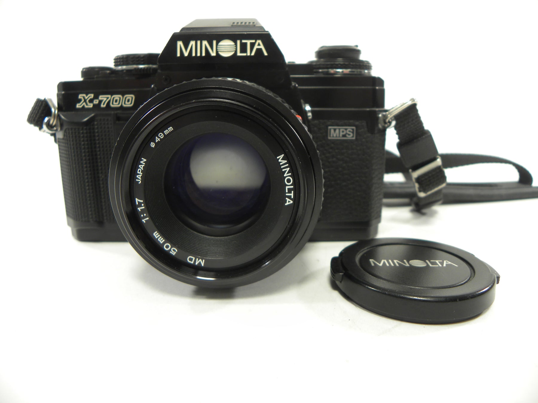 Minolta X-700 35mm SLR w/MD 50mmf1.7