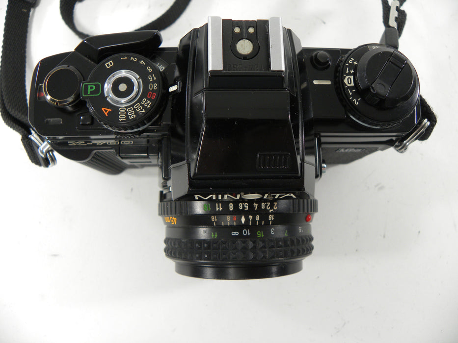 Minolta X-700 35mm SLR w/MD Rokkor-X 45mm f2