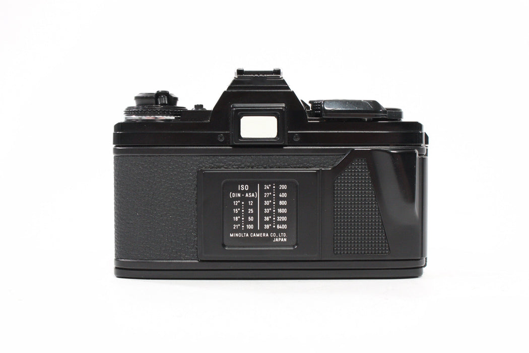 Minolta X-700 SLR 35mm Camera with 50mm f/1.7 Lens