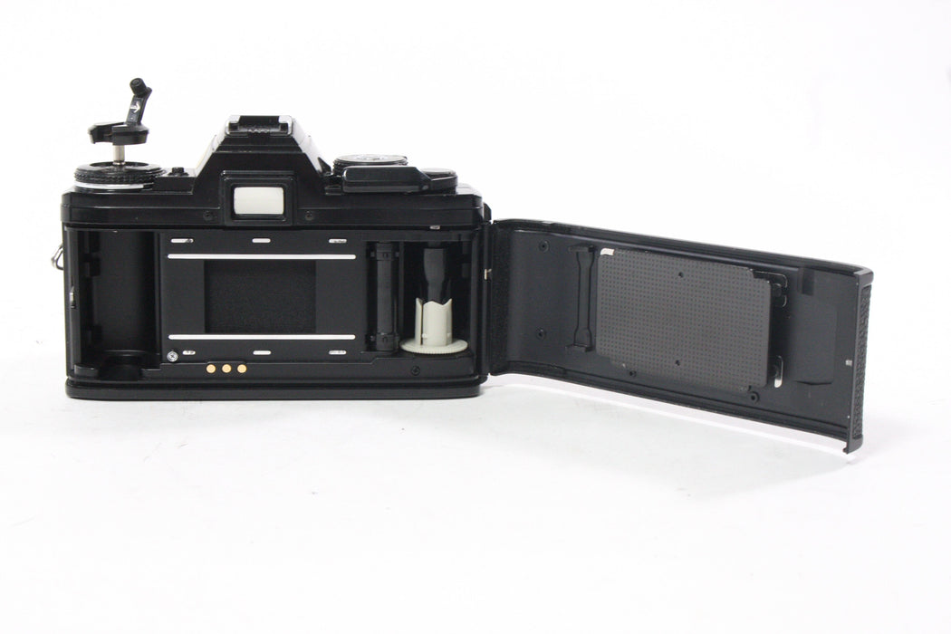 Minolta X-700 SLR Camera with 50mm f/1.7 Lens with Power Winder and Strap