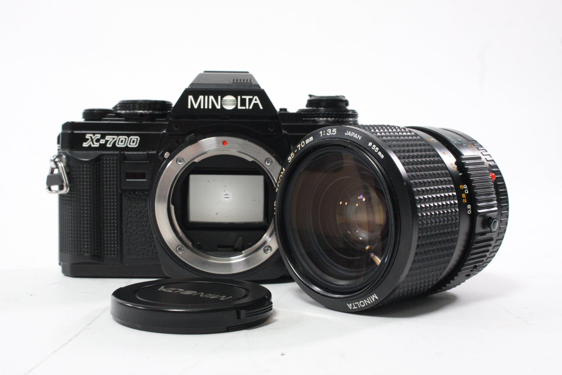 Minolta X700 35mm SLR Camera With 35-70mm f/3.5 Lens
