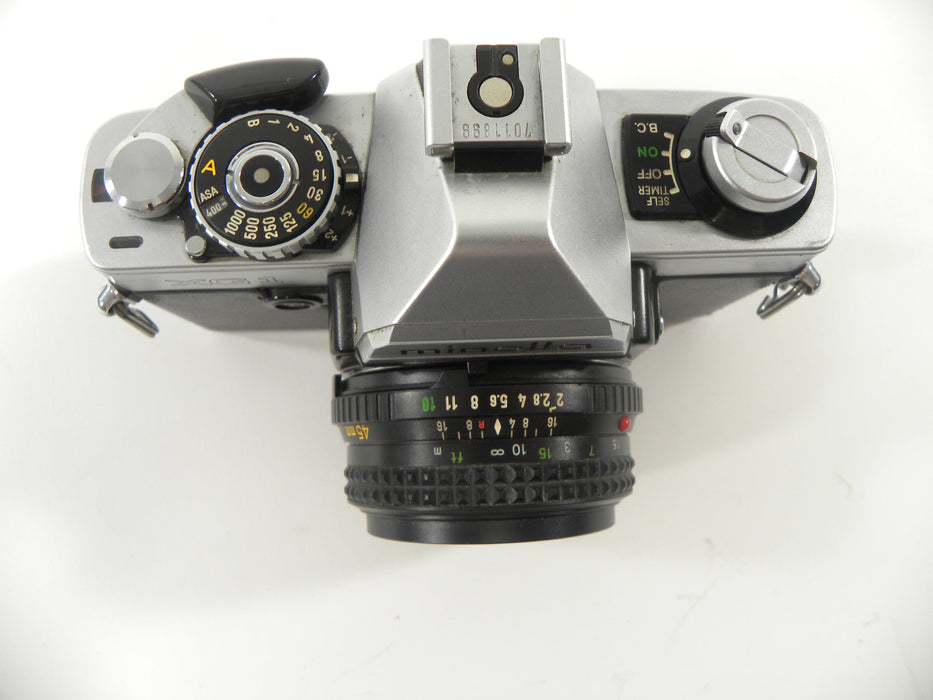 Minolta XG-1 35mm SLR Camera w/MD Rokkor-X 45mm f2