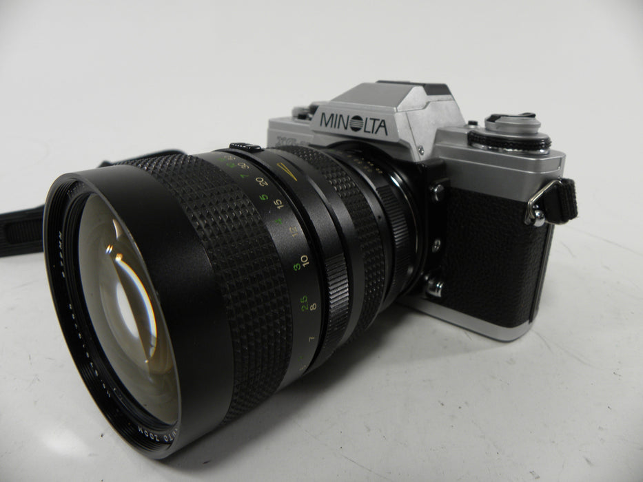 Minolta XG-M 35mm SLR w/ Vivitar 35-105mm f3.5