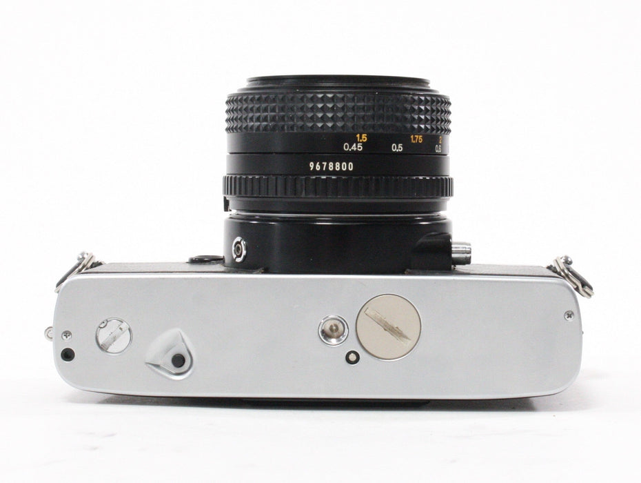 Minolta XG9 with 50mm f/1.7 Lens