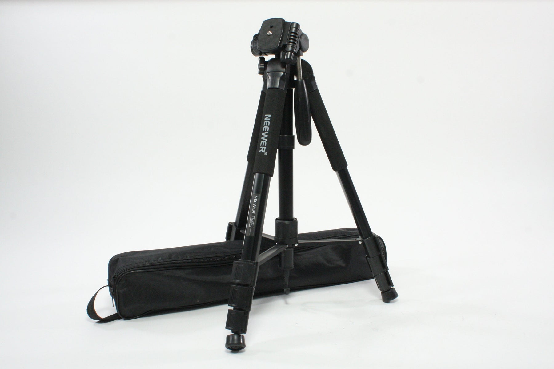 Neewer SAB264 Tripod with Quick Release