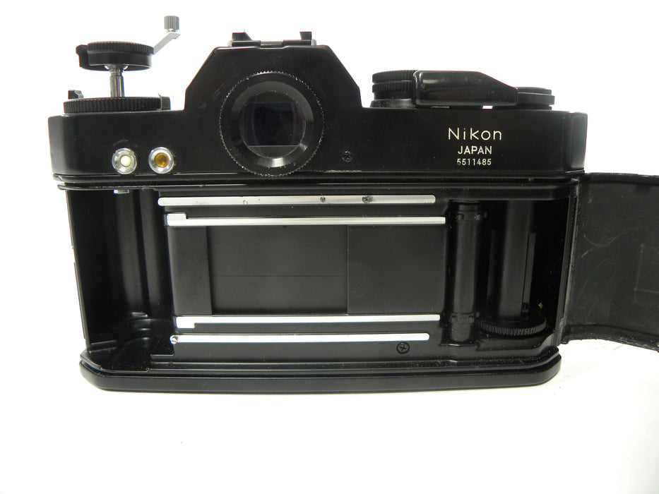 Nikkormat EL 35mm SLR w/Nikon 50mm f2