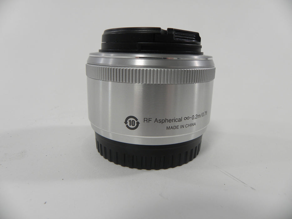 Nikon 1 Nikkor 18.5mm f1.8