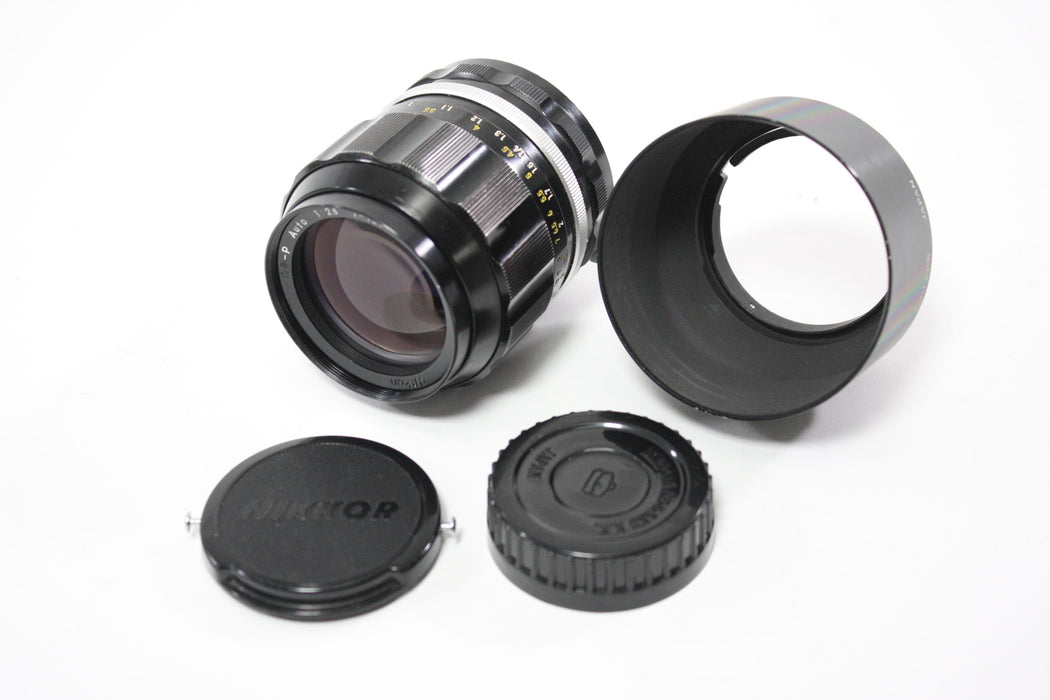 Nikon 105mm f/2.5 Nikkor-P Auto Non-AI Lens for Nikon F Mount