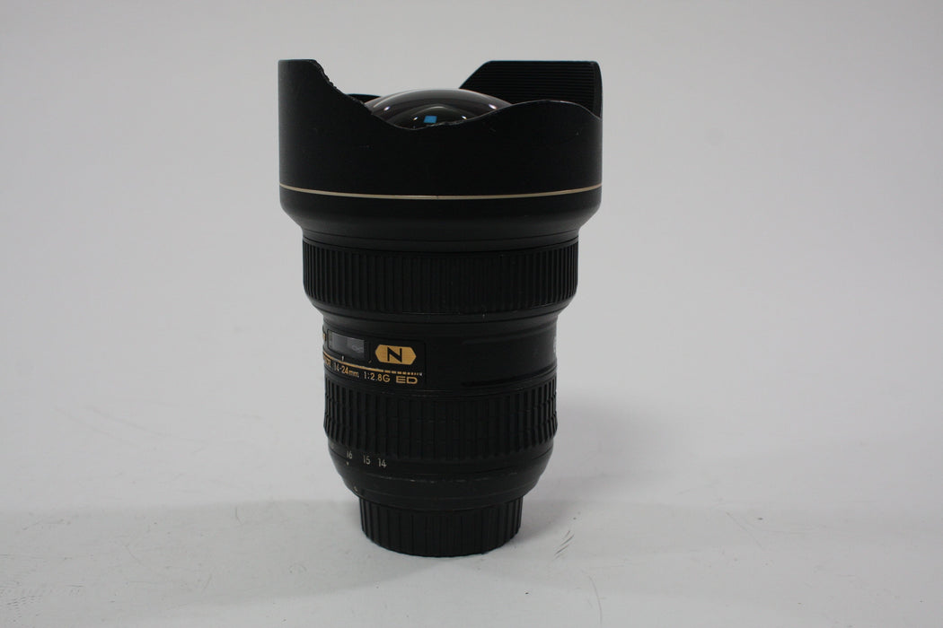 Nikon 14-24 f/2.8 G D Fish-Eye Lens for Nikon F Mount AS-IS
