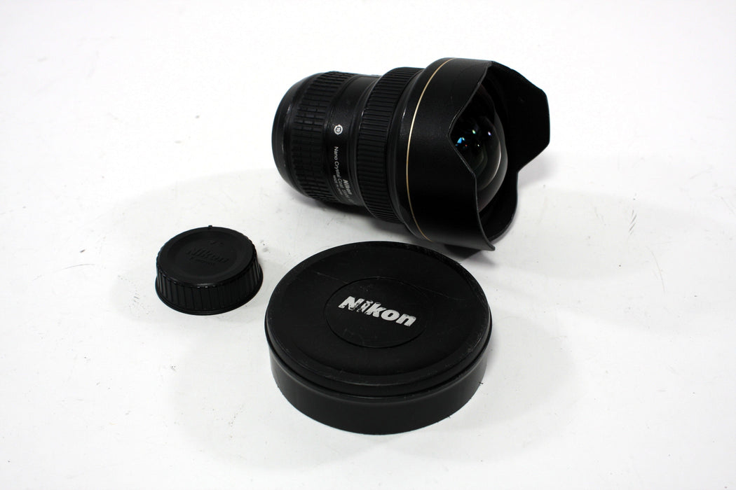 Nikon 14-24 f/2.8 G D Fish-Eye Lens for Nikon F Mount AS-IS
